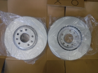 プジョーRCZ フロントディスクローター+ブレーキパッド(F&R)交換