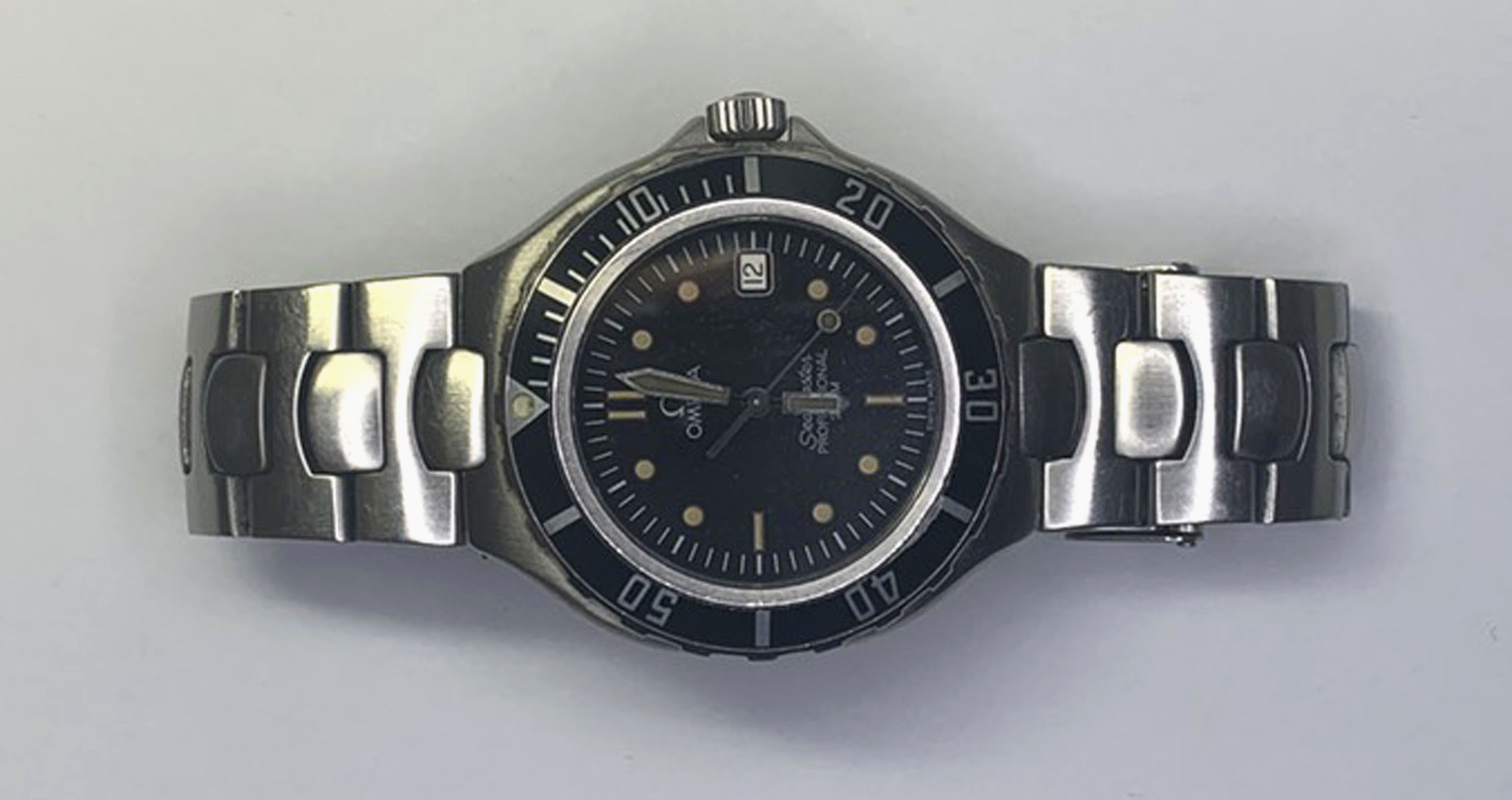 OMEGA オメガ シーマスター 200m防水時計の電池交換