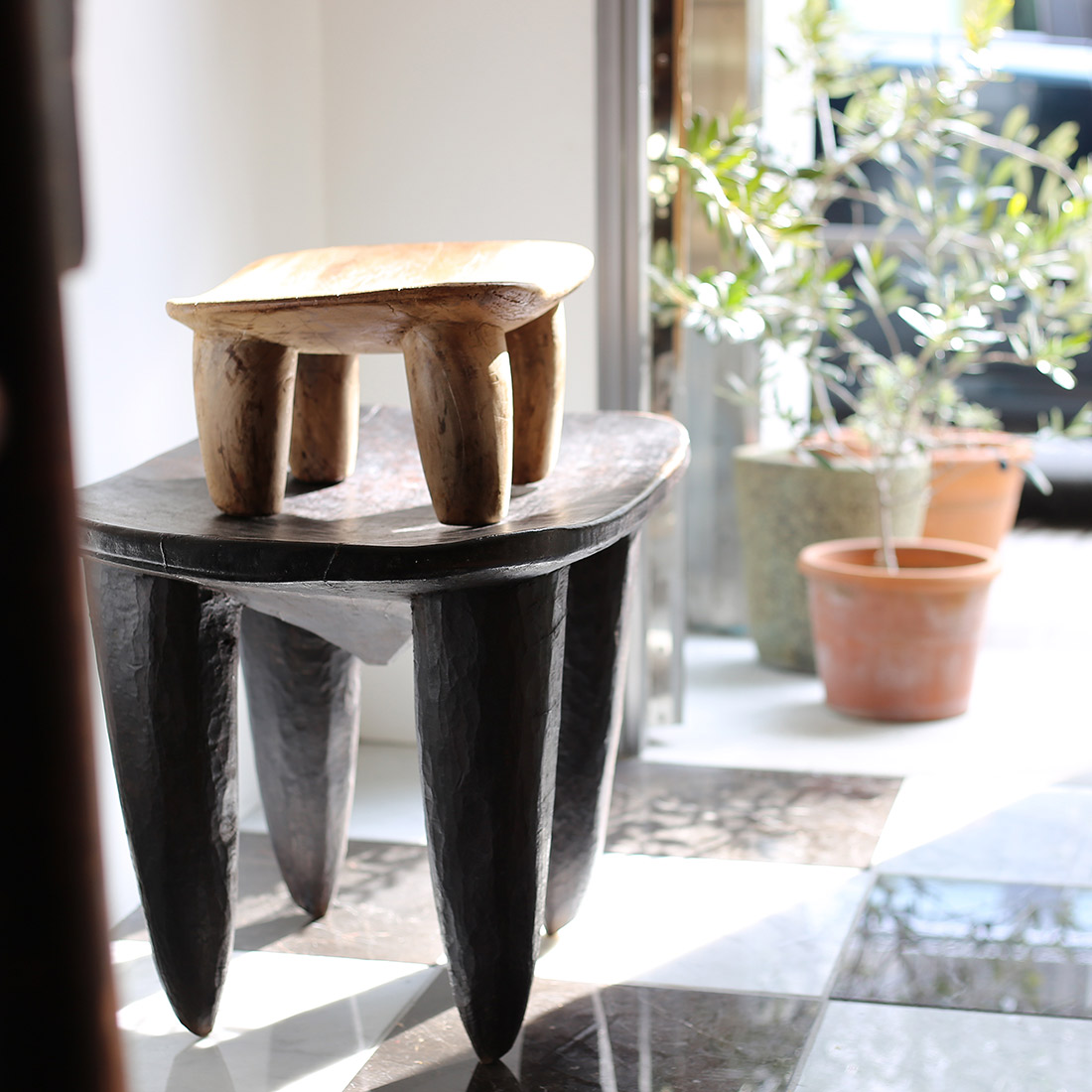 senufo stool / セヌフォ族のスツール [on the shore]