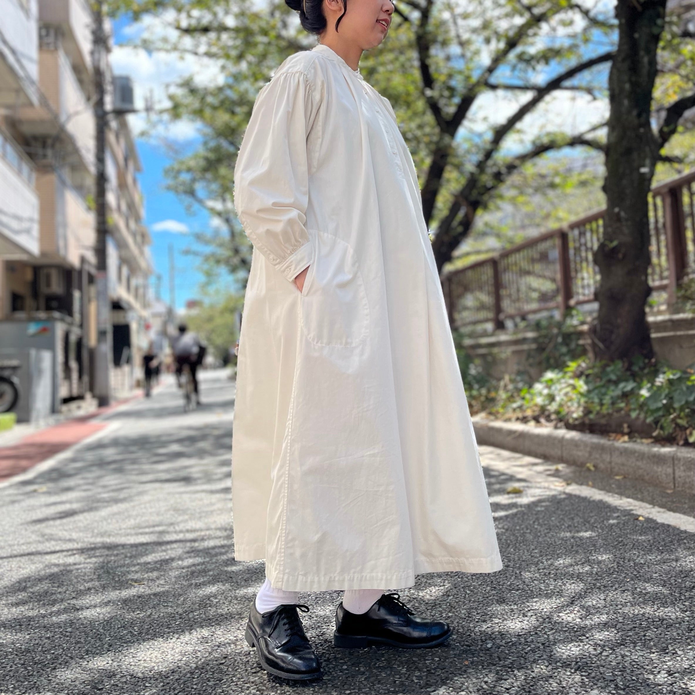 店舗限定先行発売》VINTAGE GATHER DRESS – ナイジェル・ケーボン