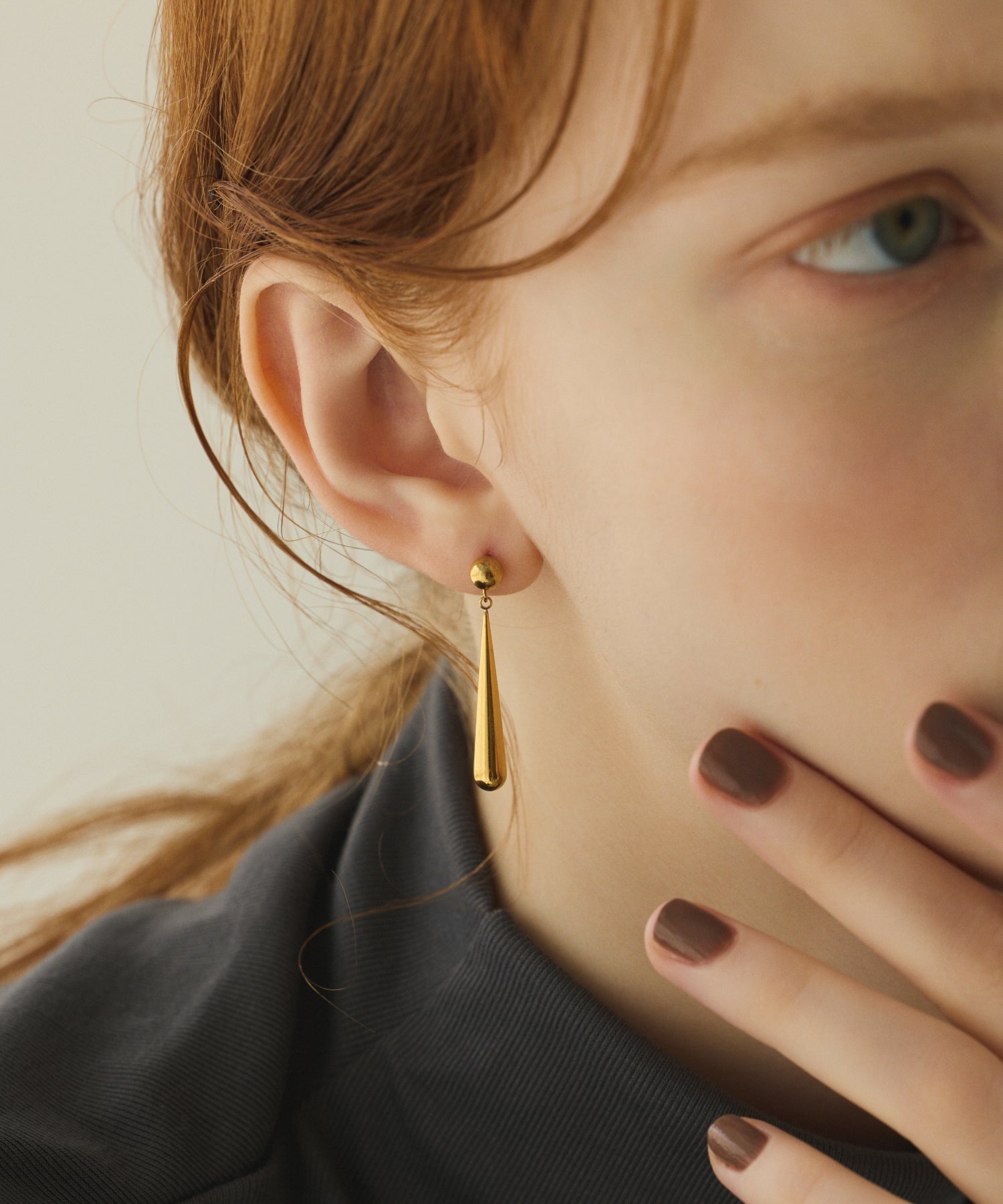 ゴールド]しずくピアス