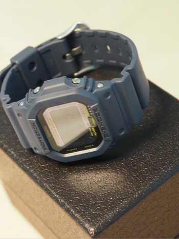 G-SHOCK ネイビーブルー GW-M5610NV-2JF: いろいろな素敵なもの