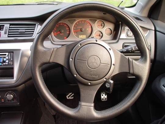 ステアリング：ランサーエボリューション Station