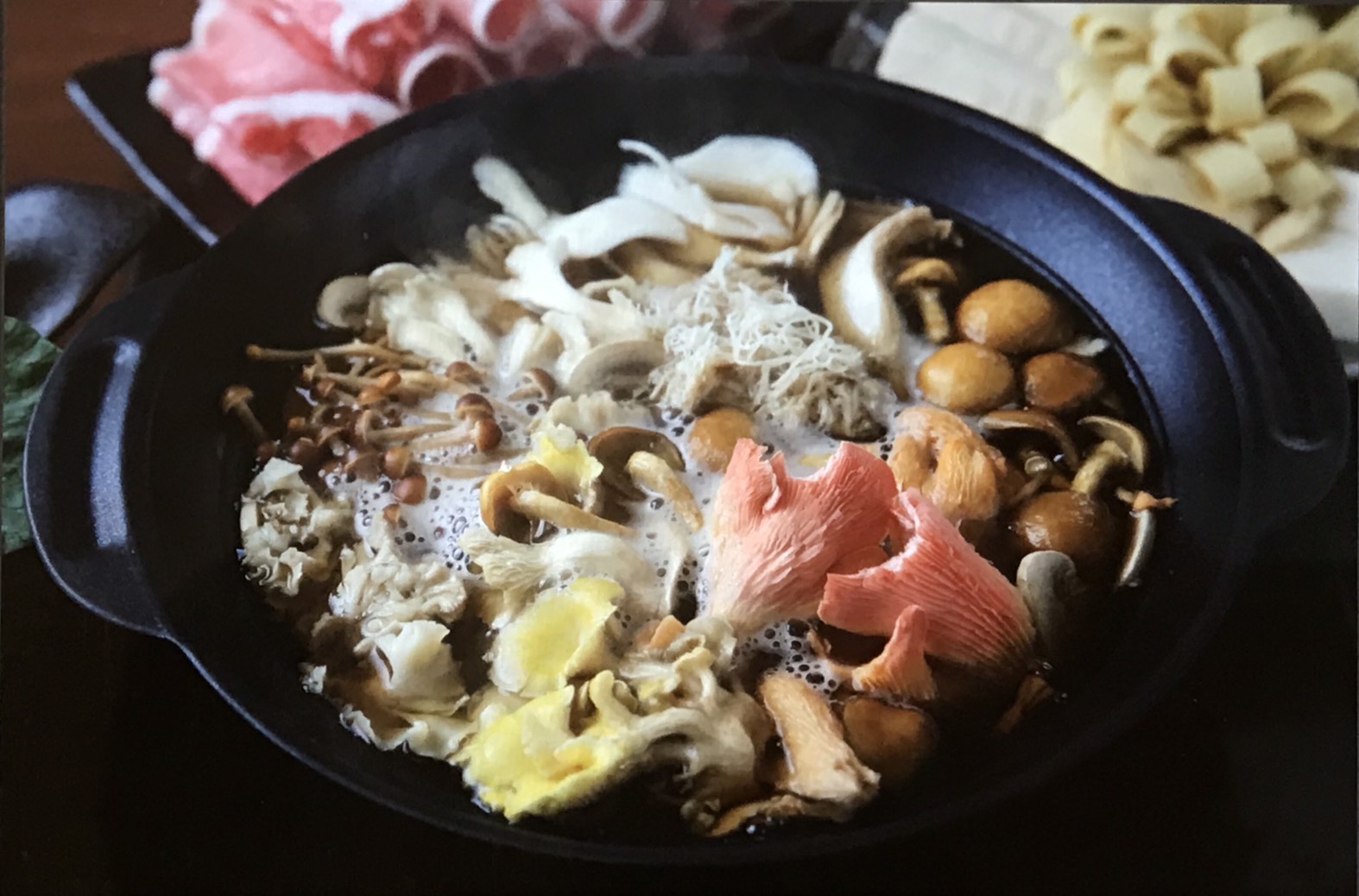 何鮮菇-ホーシェング-きのこ鍋-きのこ料理専門-上野