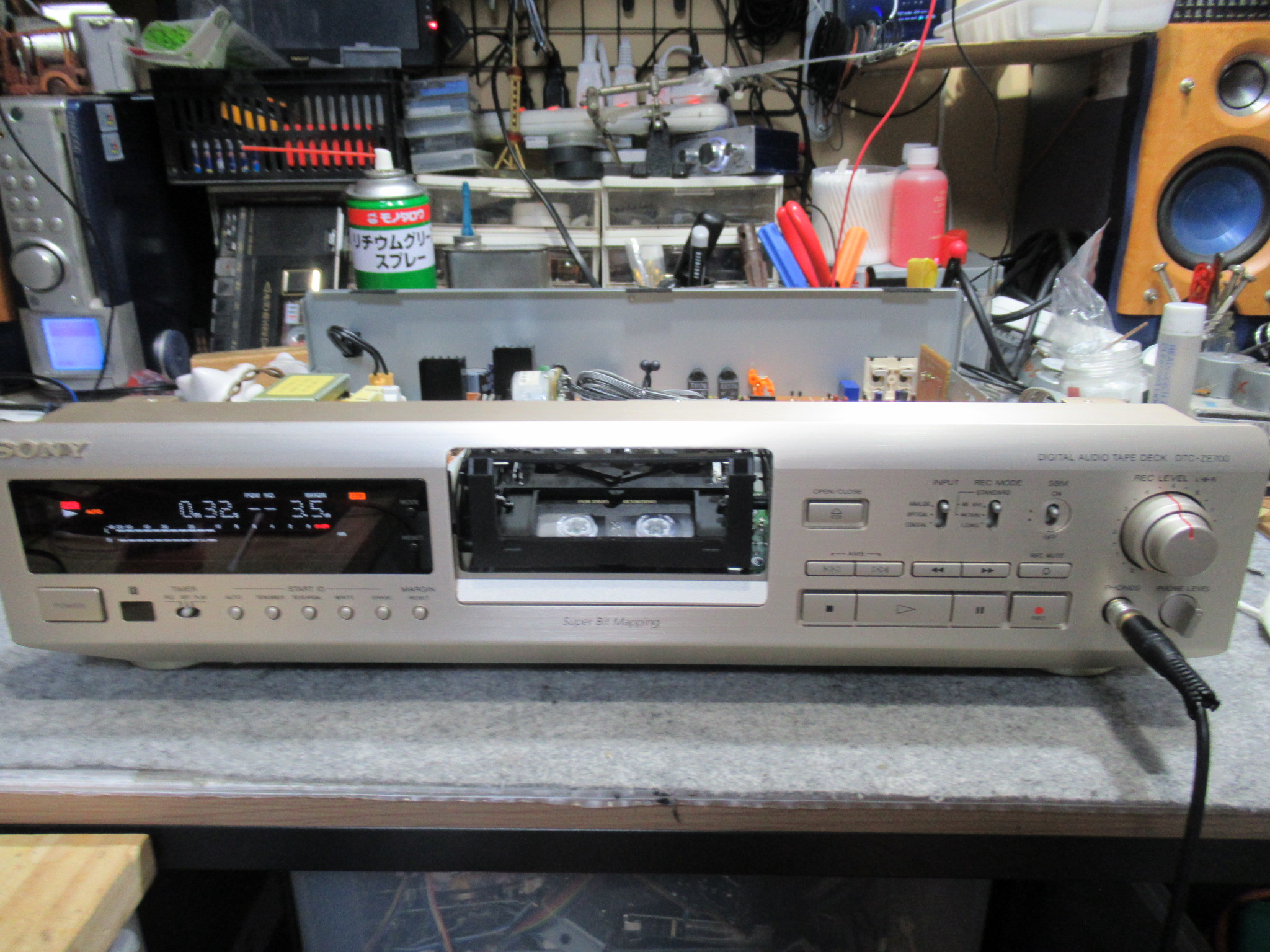 SONY DTC-ZE700 ピンチローラー脱落及び故障予備軍の修理 – Audiolife