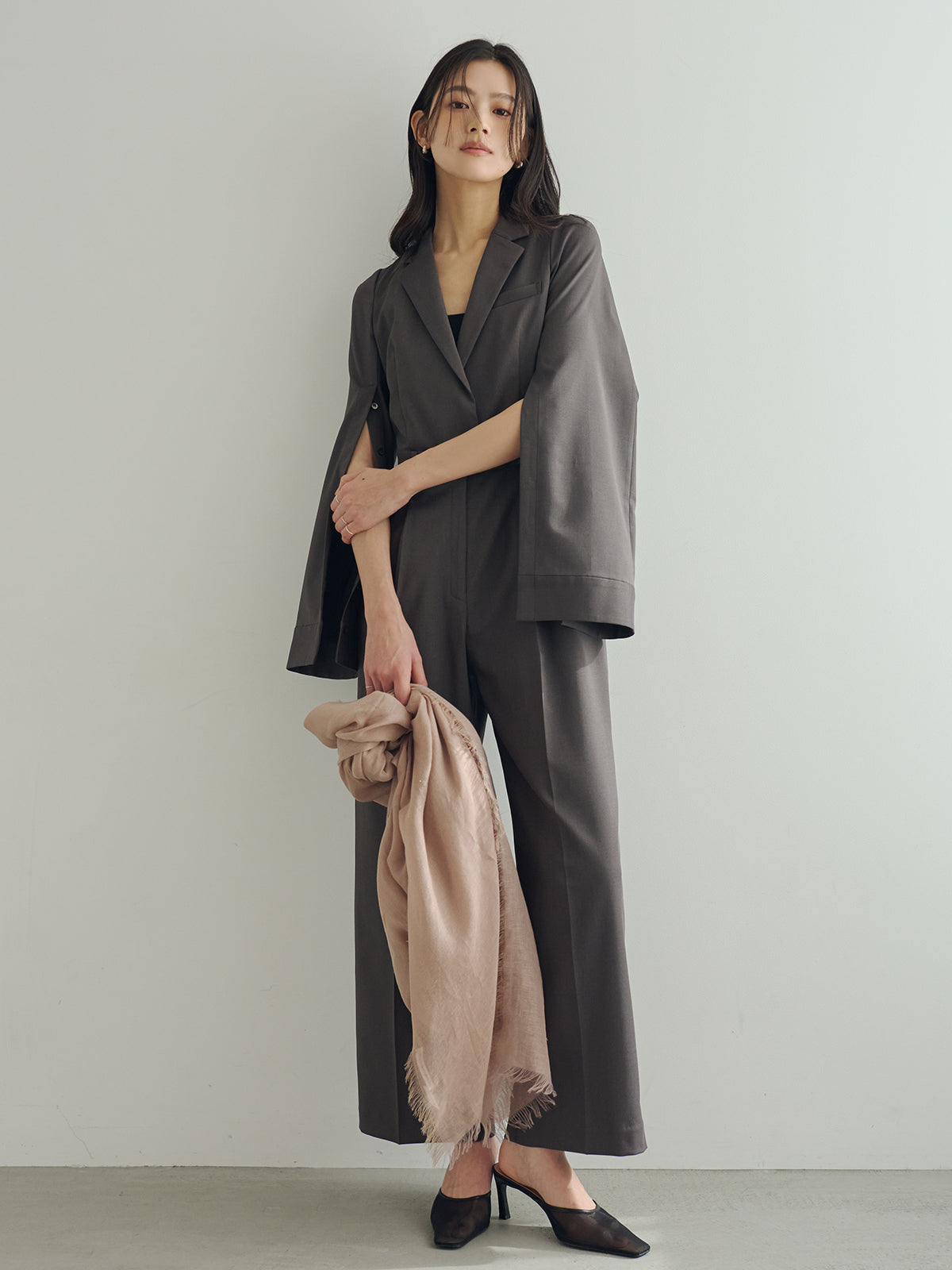 ミニマルテーラードオールインワン