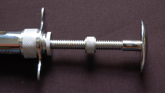 爬虫類取扱い用具 ＞ ピンキーポンプ