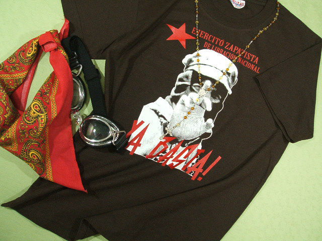 サパティスタ民族解放軍（EZLN）のTシャツ雑貨、マルコス副司令官のT