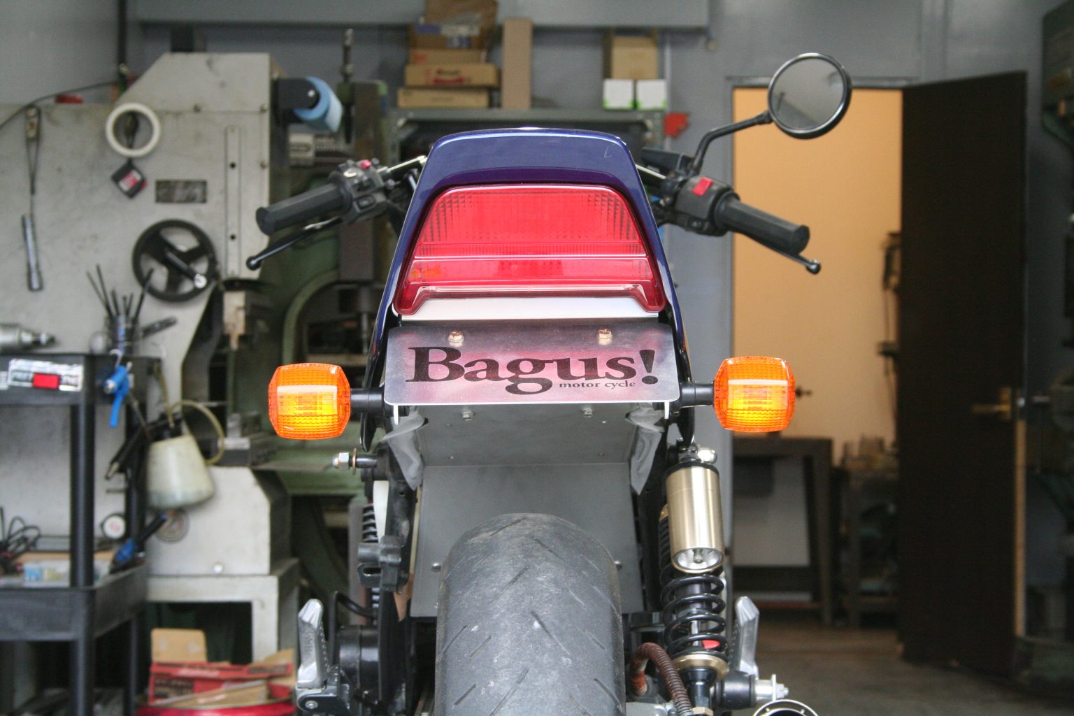 Bagus! motor cycle | ZRX400フェンダーレスキット進捗最終？