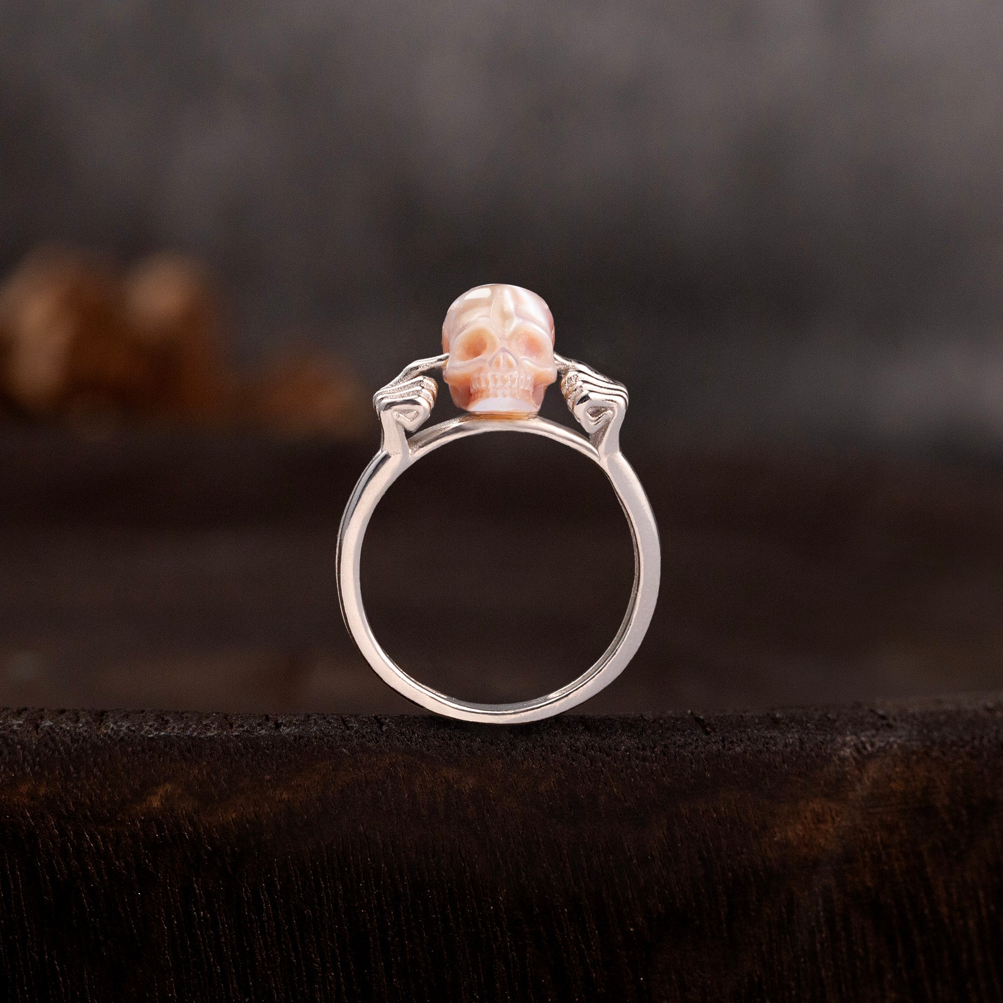 Gothic Thinker Pearl Skull Ring-Belle Juri