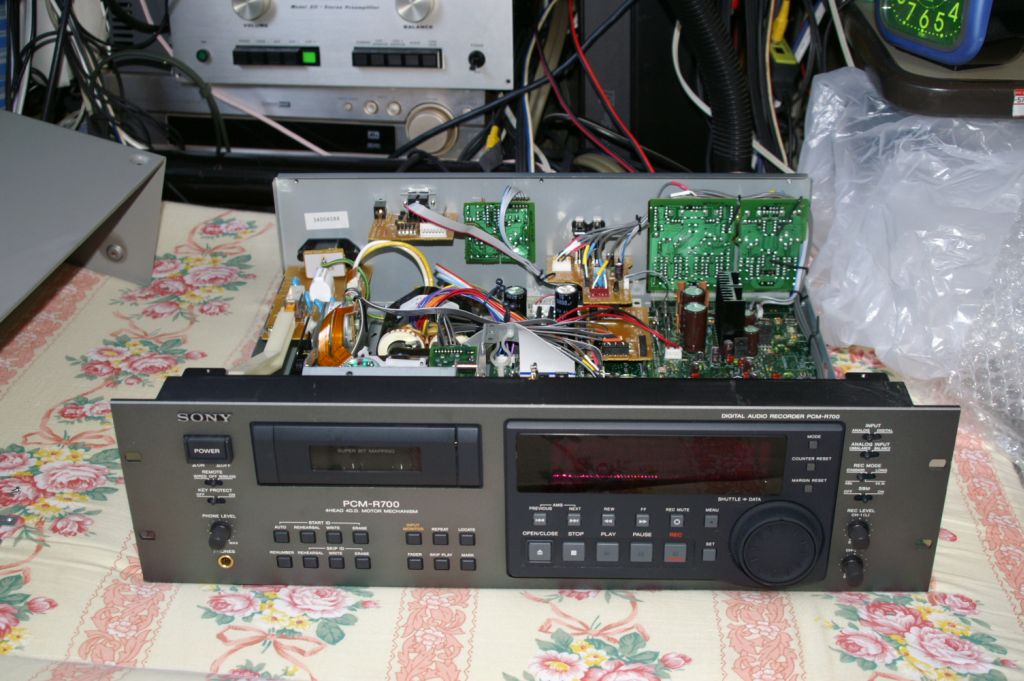 SONY PCM-R700型の修理