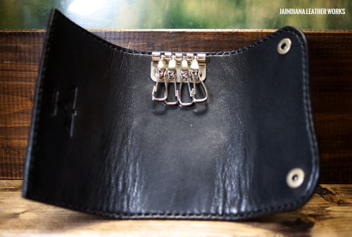 KCCR-B 高級感あるクロコダイル(ワニ革)キーケース