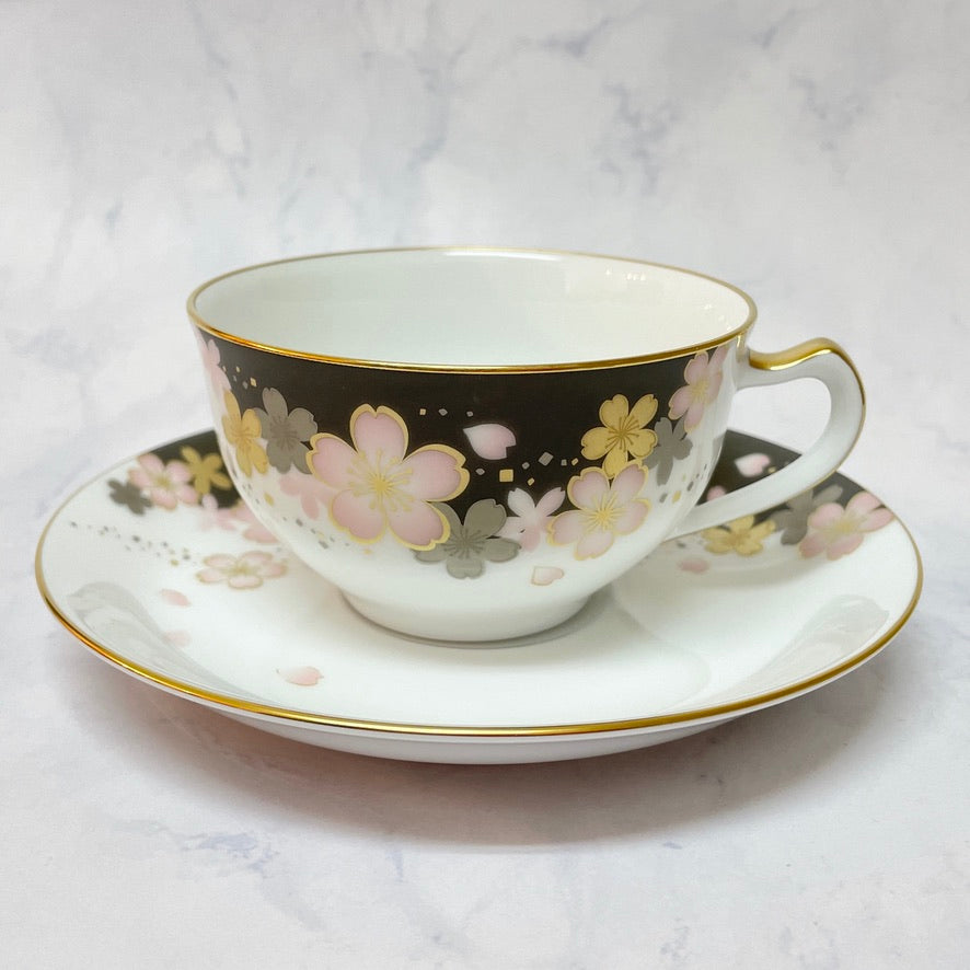 洋食器 | カップ＆ソーサー 桜シリーズ | 友禅桜 | 大倉陶園
