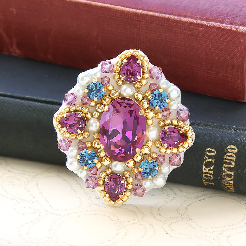 レシピNo.KR0988 貴和クリスタルのクラシカルビーズ刺繍ブローチ – 貴
