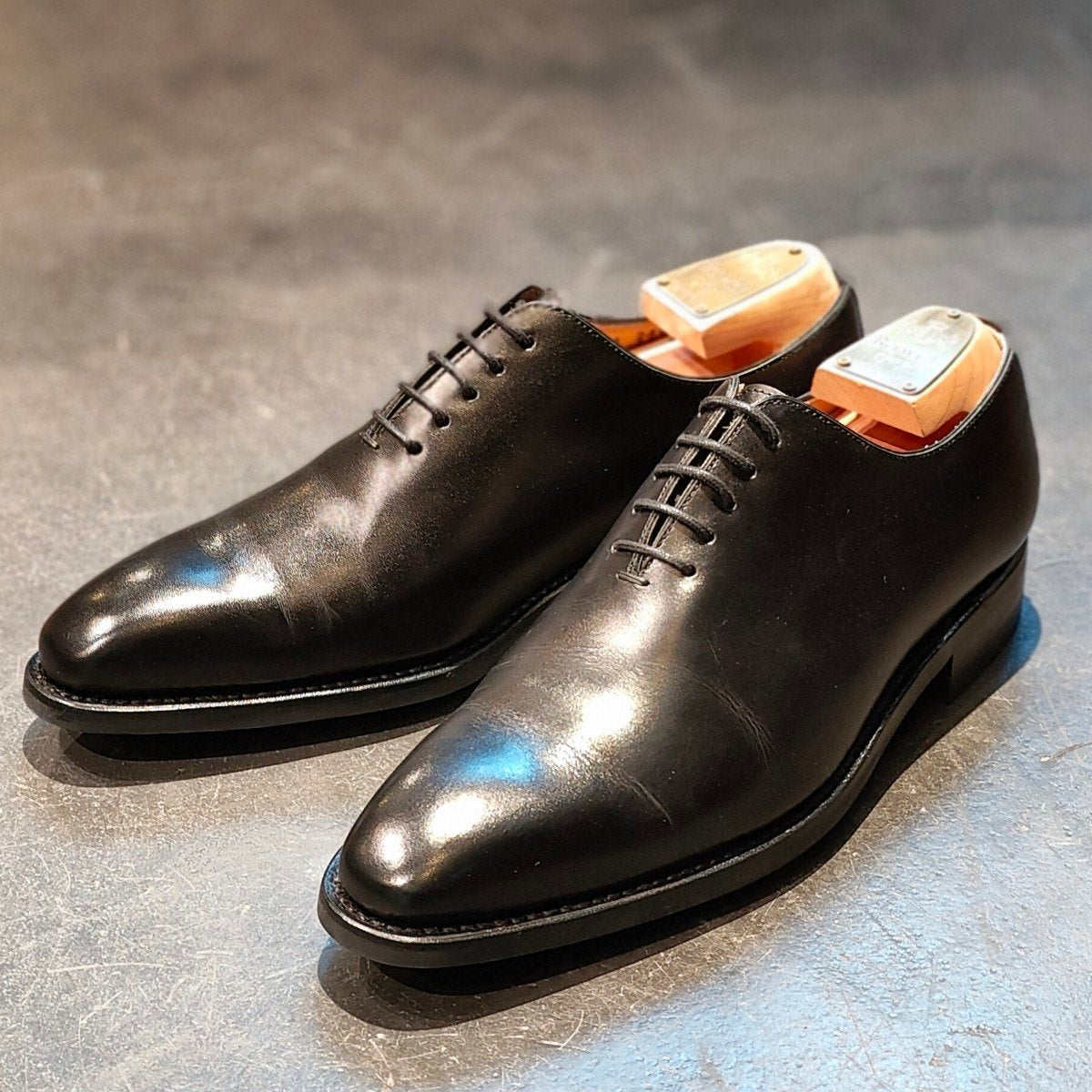 使用数回 【Berwick】バーウィック 2429 ホールカット カーフ ブラック