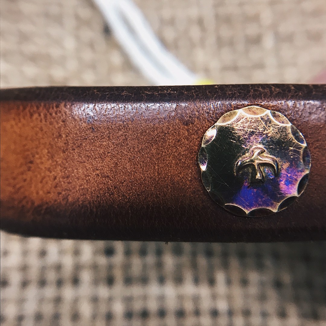 0204【金メタル付きレザーブレスレット】(福岡)