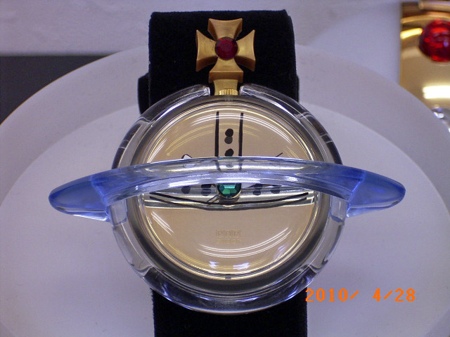 ヴィヴィアンウエストウッド 直筆サイン入り オーブスウォッチ