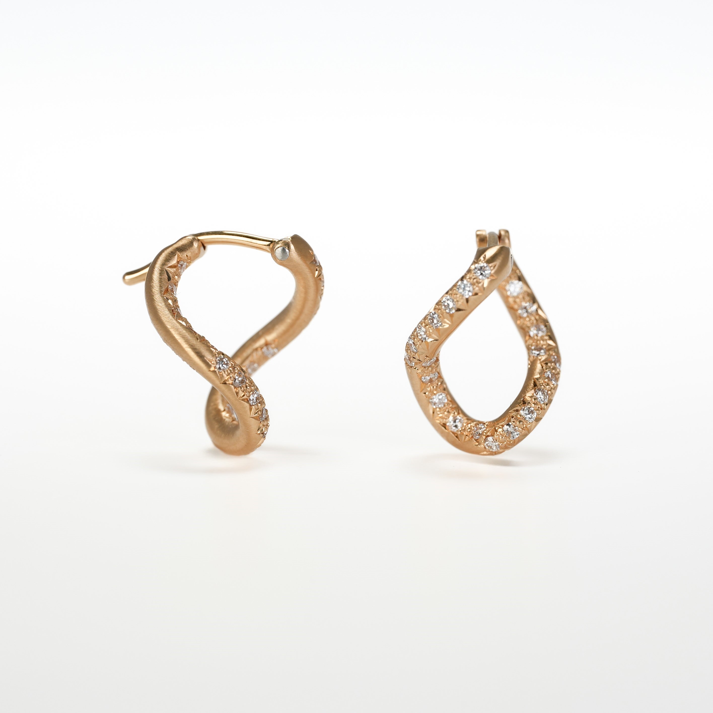 hum ハム HUMETE GRADATION CHAIN PIERCED EARRINGS et-P122 ピアス