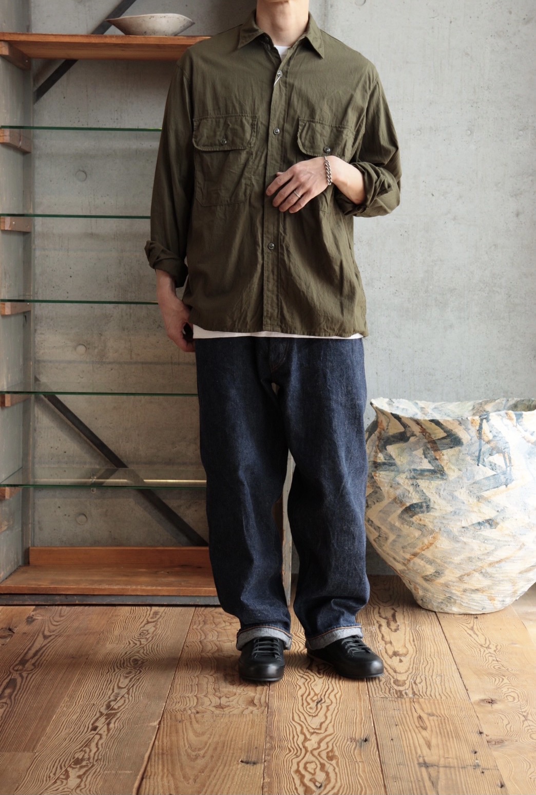 COMOLI / ベタシャンのススメ | IDEAL