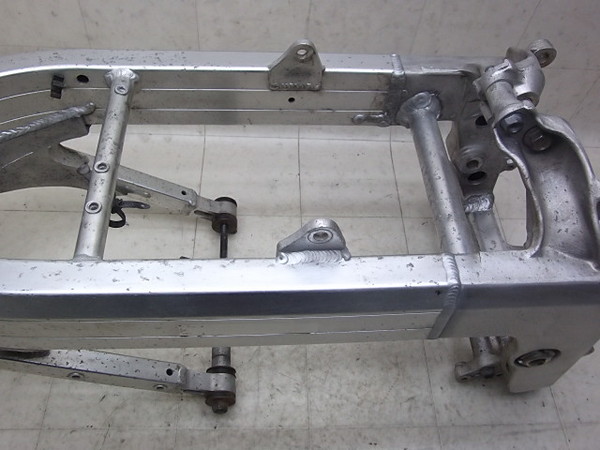 中古バイクパーツ販売専門店アイラブモーターNSR250R-3 フレーム