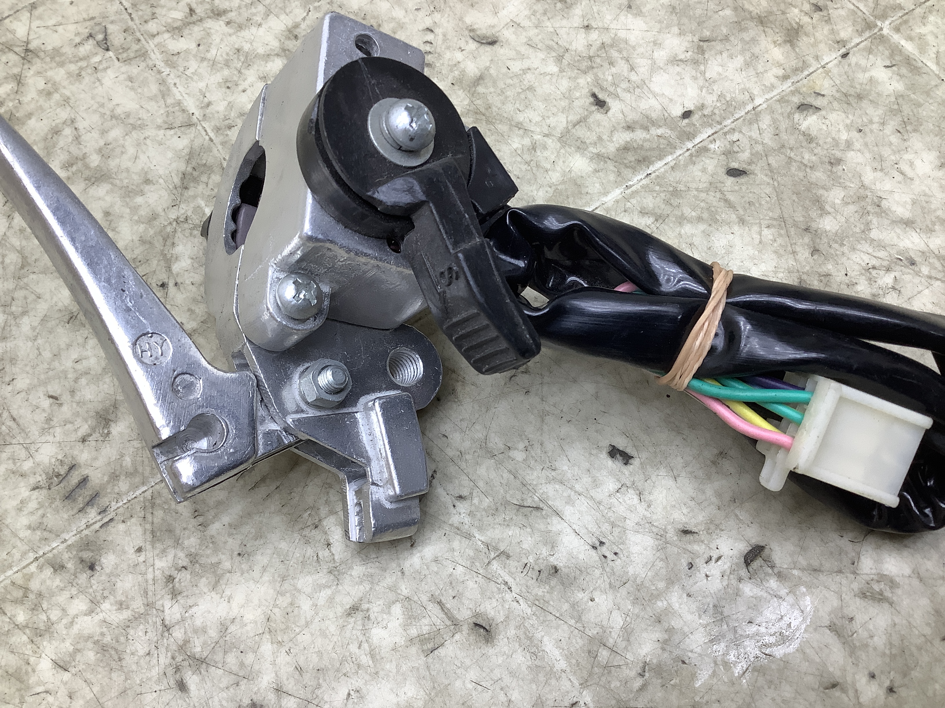 中古バイクパーツ販売専門店アイラブモータースーパーカブ90/CUB90(12V