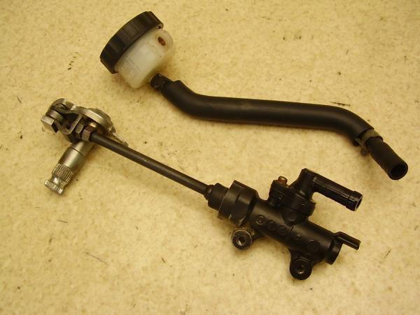 中古バイクパーツ販売専門店アイラブモーターCB750 リアマスター