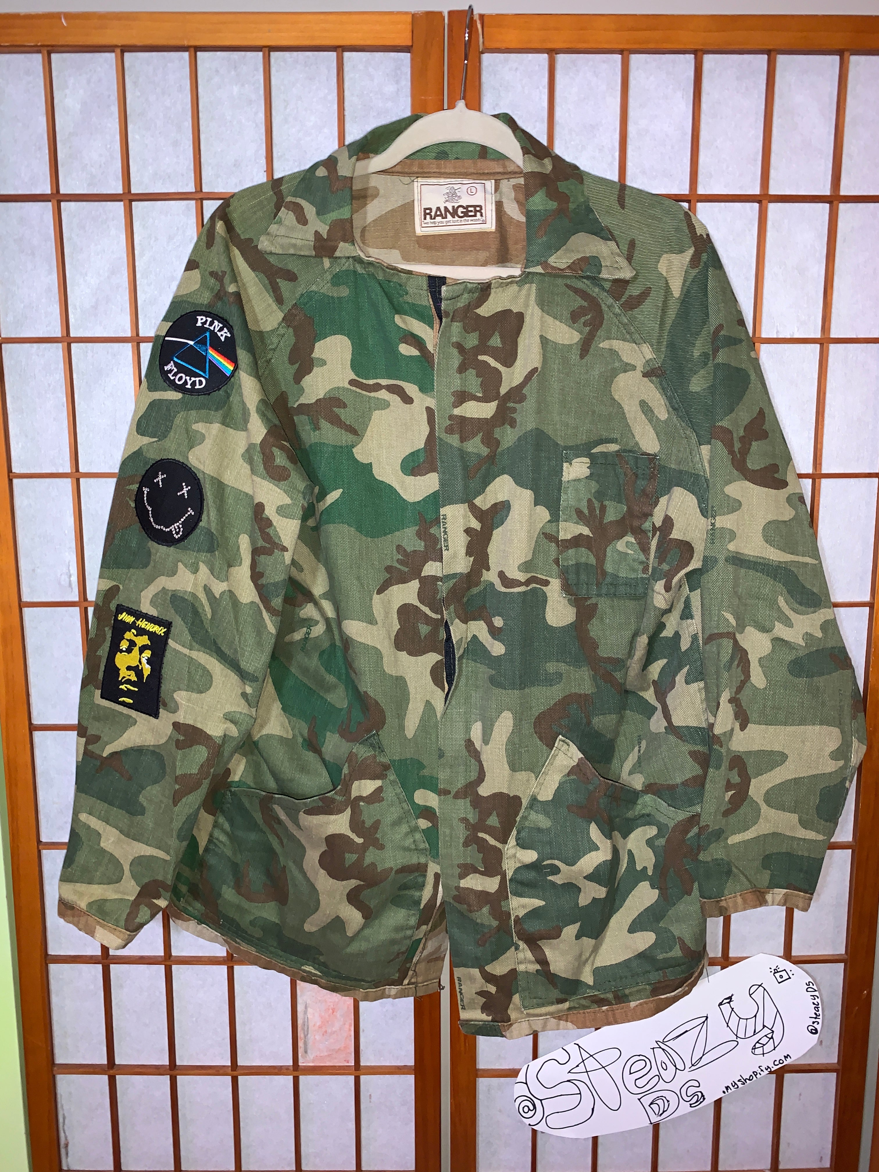 Rugged, Reversible Camo Jacket (WITH PATCHES) – Steazy Ds