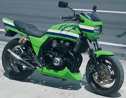 ﾓﾄｽﾞｰﾑFRPﾊﾟｰﾂ ZRX400