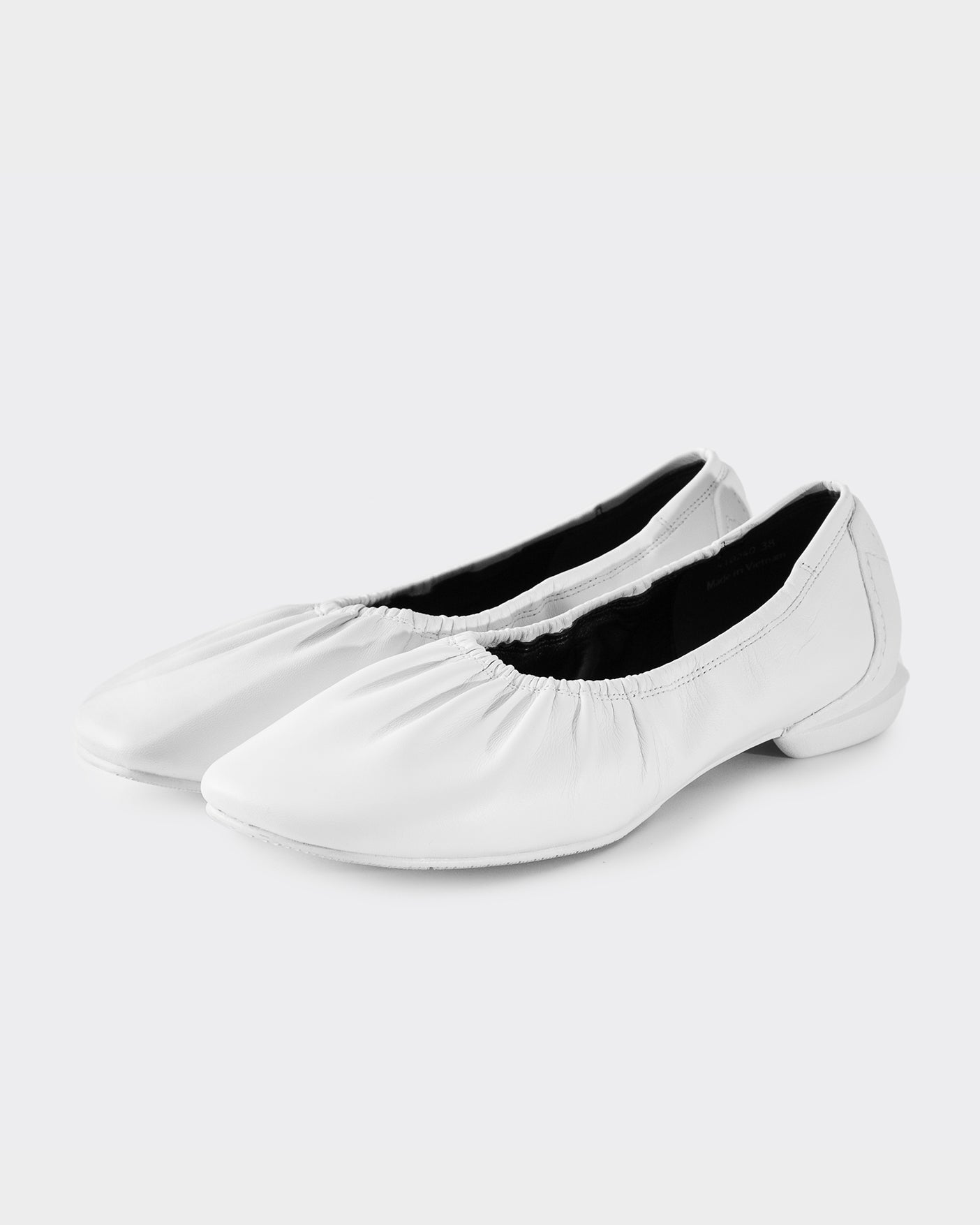 GATHER BALLET / WHITE – SHISEI