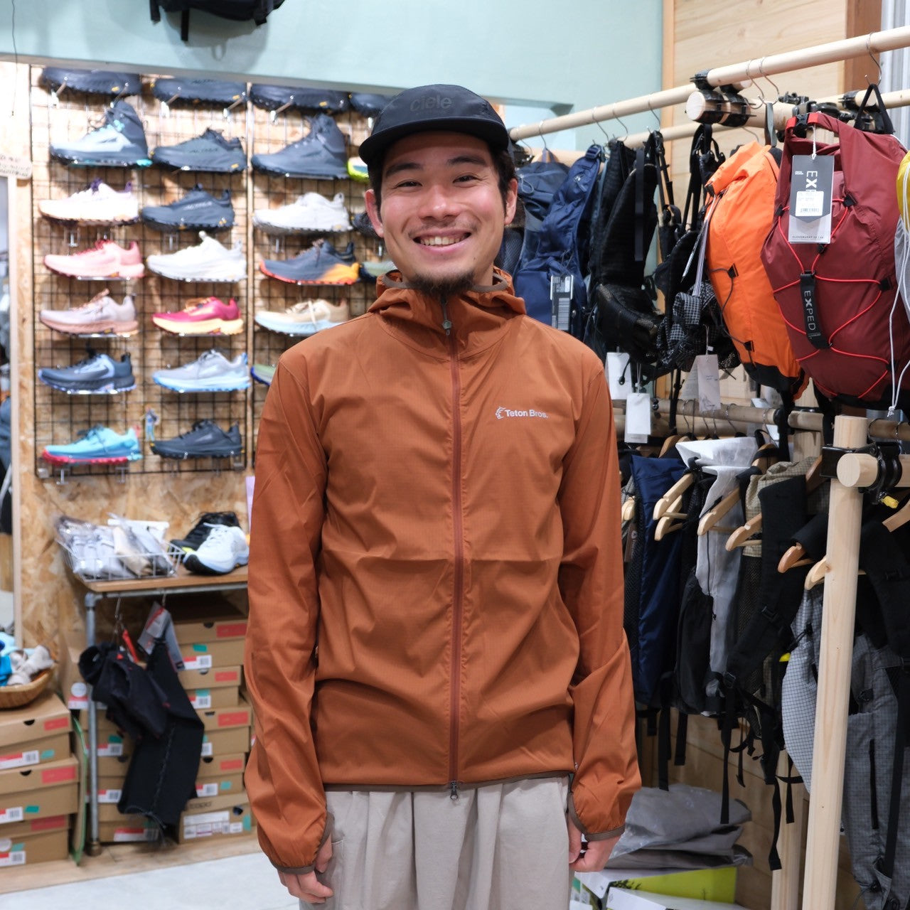 Wind River Hoody Men（通気性のあるウインドシェル/ストレッチ/撥水