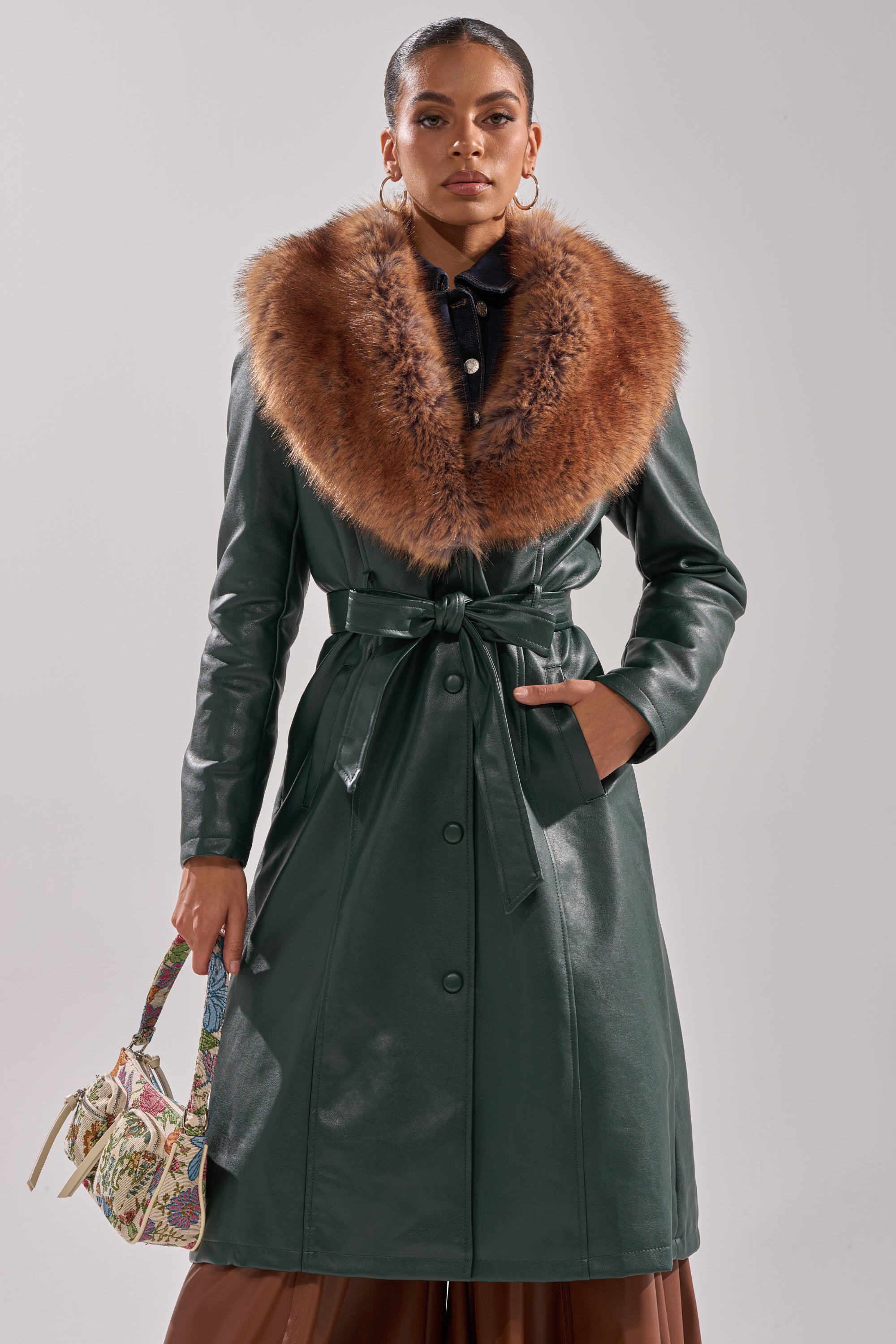 GREENVIEW FUR TRIM TRENCH – AKIRA