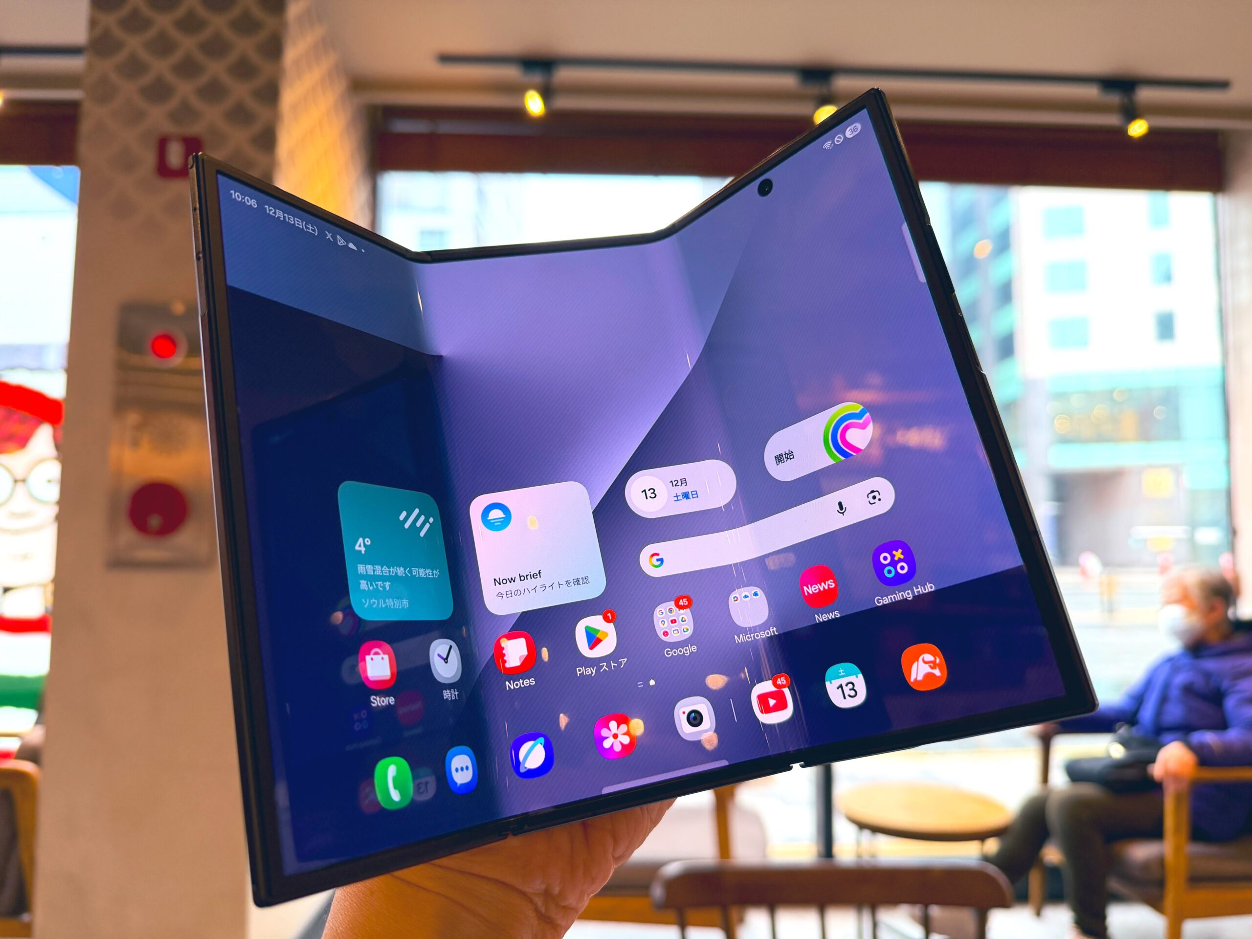 2025年最強スマホ確定。「Galaxy Z TriFold」の使い勝手が凄すぎる