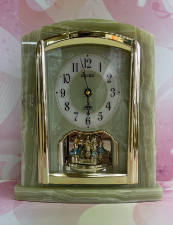 高級感あふれる置き時計（オニキス・オニックス）