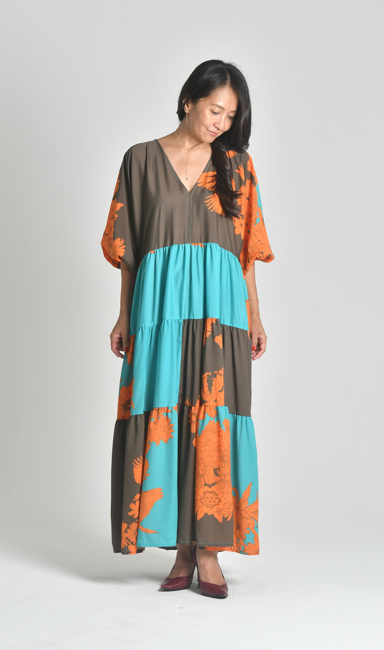 Vネックティアードワンピース | bouquet turquoise