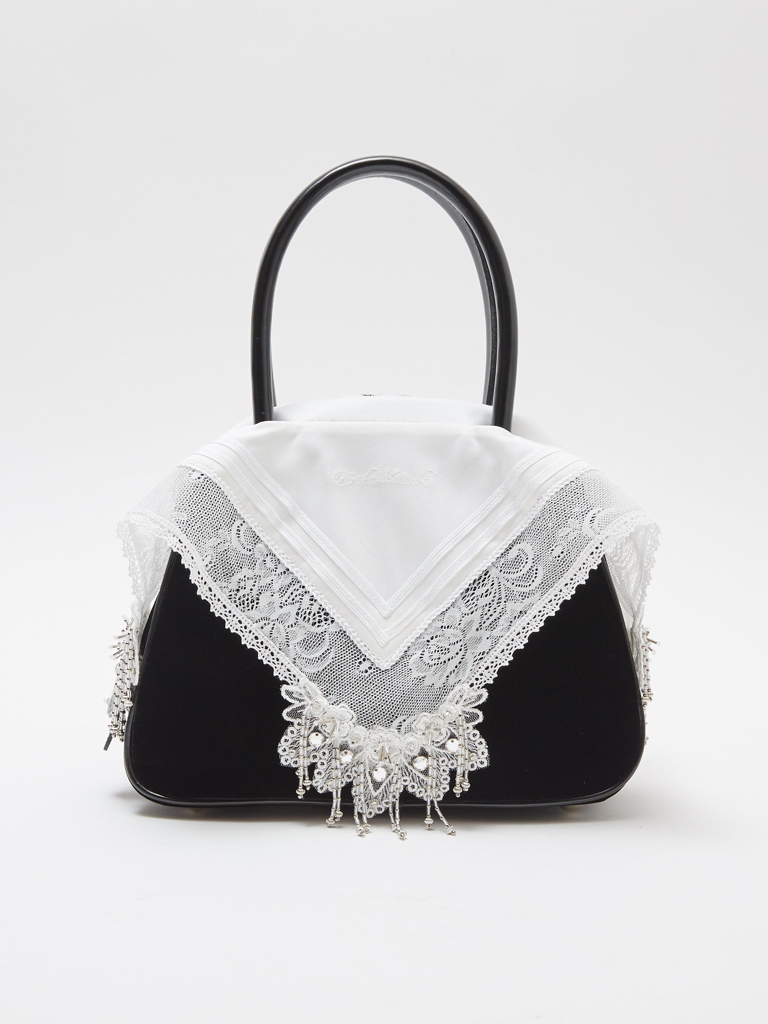 tanakadaisuke(タナカダイスケ)|バッグ|White handkerchief handbag