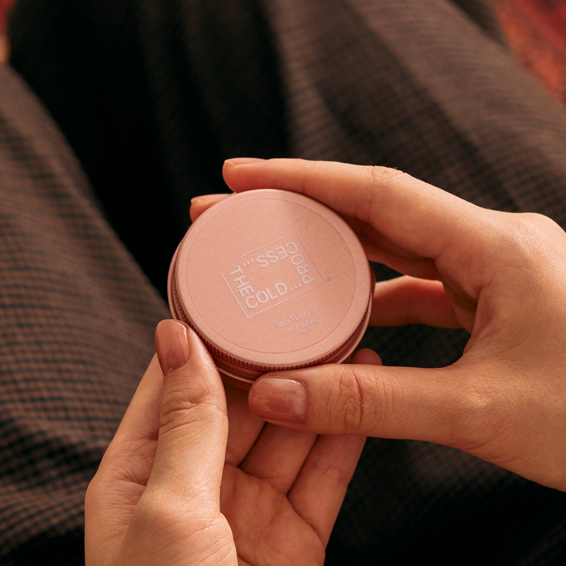 石鹸専門店がつくったマルチバーム ツバキ – THE COLD PROCESS