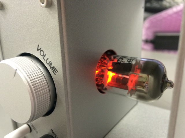 ハイブリッド真空管アンプキット、世界最速！？レビュー | ELEKIT VOICE