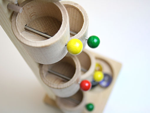 木のおもちゃ カルテット / ばけつの玉落し｜ドイツ・ベック社 木の