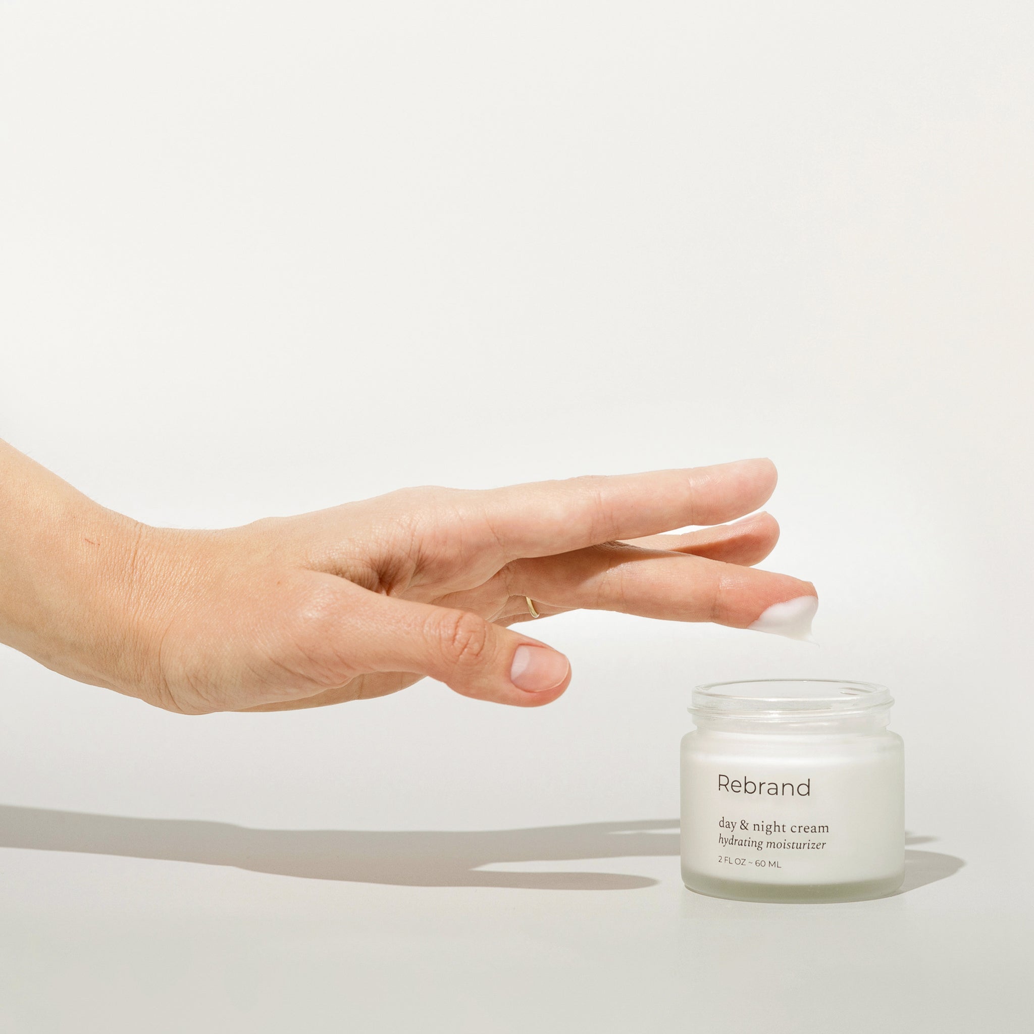 化粧水・ローション・トナー SOIGNE night cream BC 40g ソワーニュ