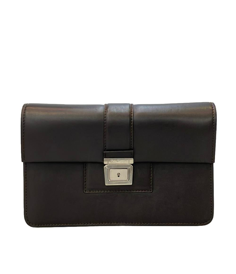 サルヴァトーレフェラガモ クラッチバッグ セカンドバッグ メンズ