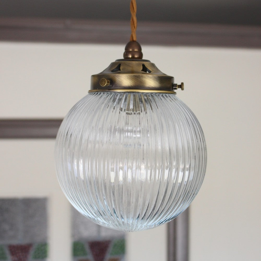 ころんとかわいいボール型 ガラスシェードのペンダントライトセット
