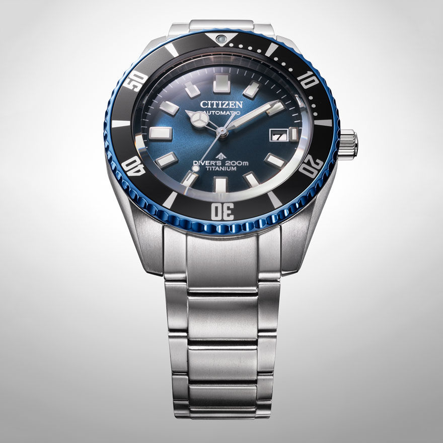 シチズン プロマスター」誕生35周年を記念した限定モデルが、陸・海