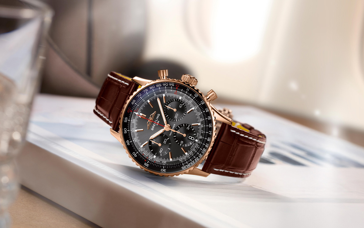 ブライトリング、BEST ISHIDA創業45周年を記念した限定「ナビタイマー