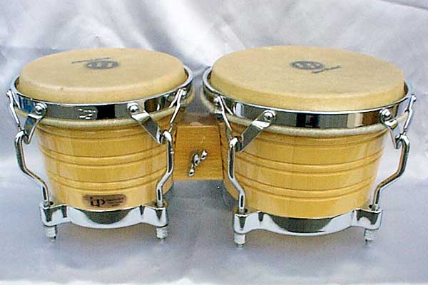 ソナー　SONOR ボンゴ　生産完了品　程度良好です！ SONORの[ラティーノシリーズ]のコンガ、ボンゴの大特価品が入荷しま