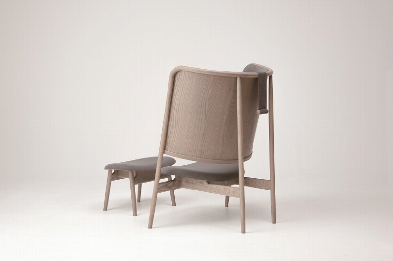 カンディハウス 木の特性を生かしたデザインの「スピン」、「トムテ