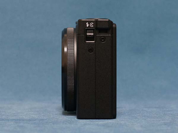 ニコン Nikon COOLPIX P330の徹底レビュー 高級コンパクト /monox