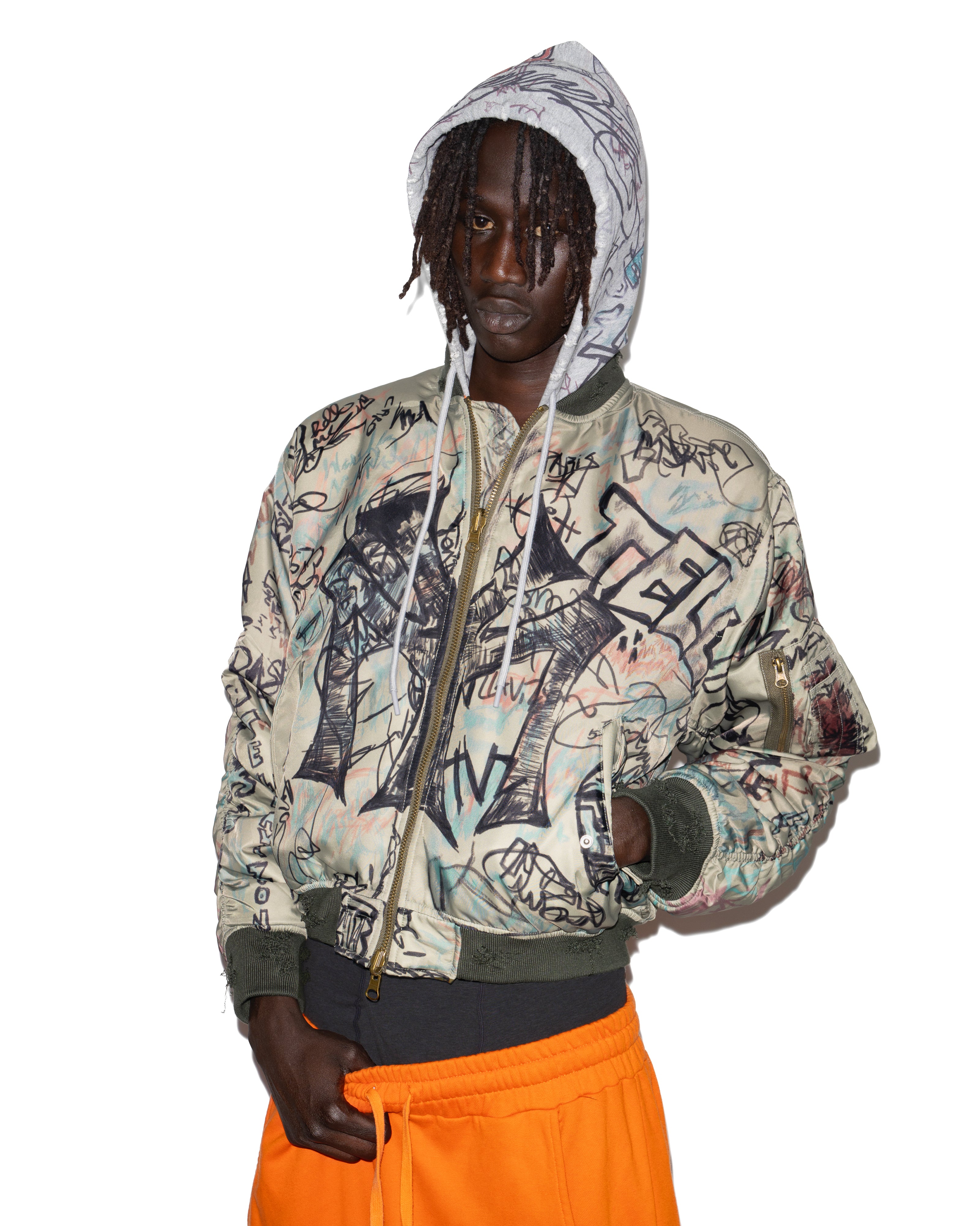 GRAFFITI BOMBER – MOWALOLA