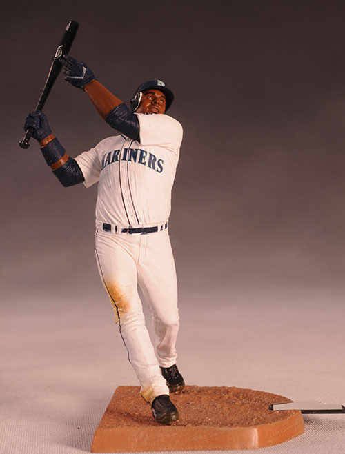 Review and photos of McFarlane Ken Griffey Jr. exclusive Mariners
