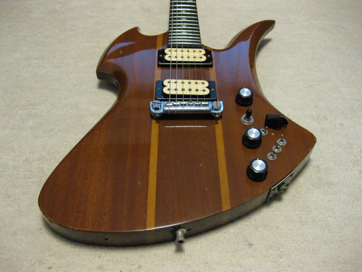Greco Fujigen 1980 made Mockingbirad Mahogany Body