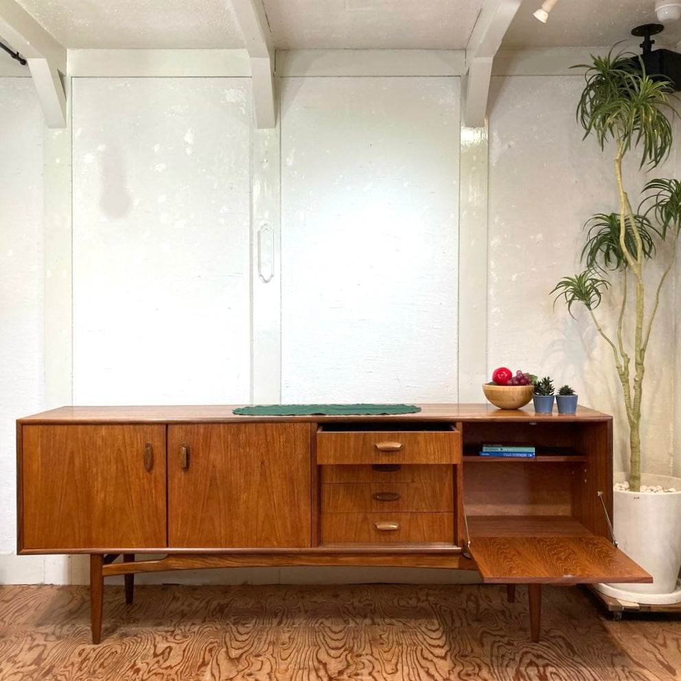 ジープラン / G-PLAN ブラジリア Brasiliaシリーズ サイドボード